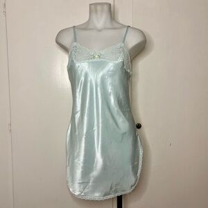 Vintage 80s/90s Victoria’s Secret Gold Label Baby Blue Lace Mini Slip Dress